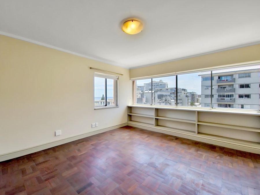 2 Bedroom Property for Sale in Sea Point Western Cape